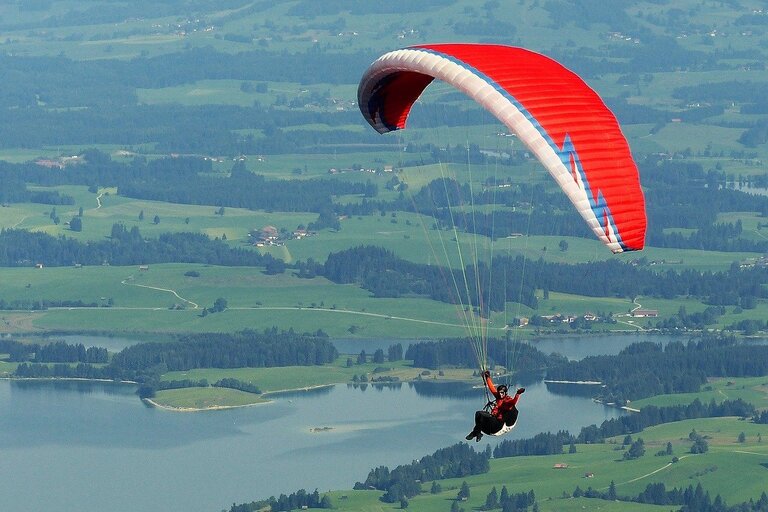 Paragliding